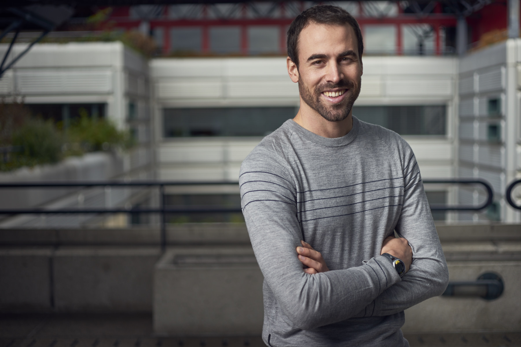 Photo prise à Lausanne d'un homme en pull